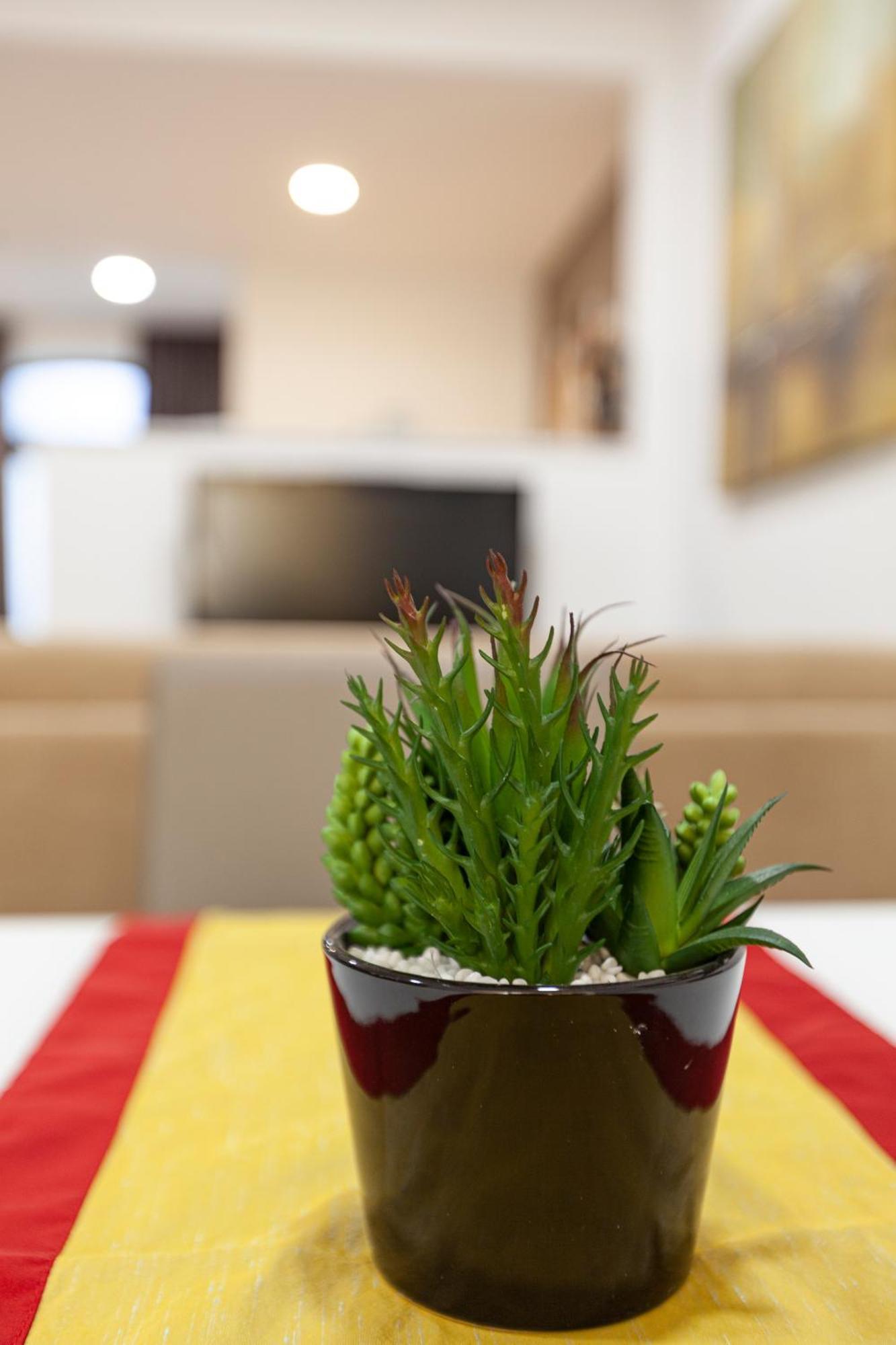 Modern & Lovely Studio - Prime Location St. Julian's Exterior foto
