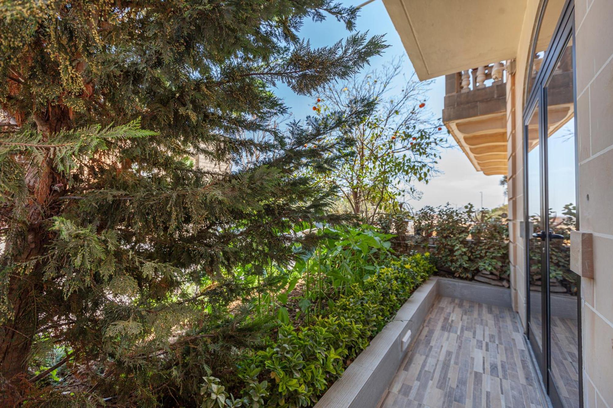 Modern & Lovely Studio - Prime Location St. Julian's Exterior foto
